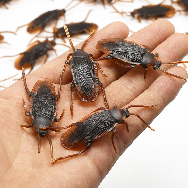 Halloween Fake Cockroach Scary Prank Toy